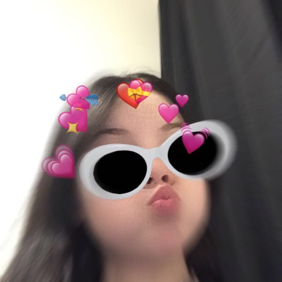 Meet your Posher, Devaneyyyyyy - Picture 1 of 1